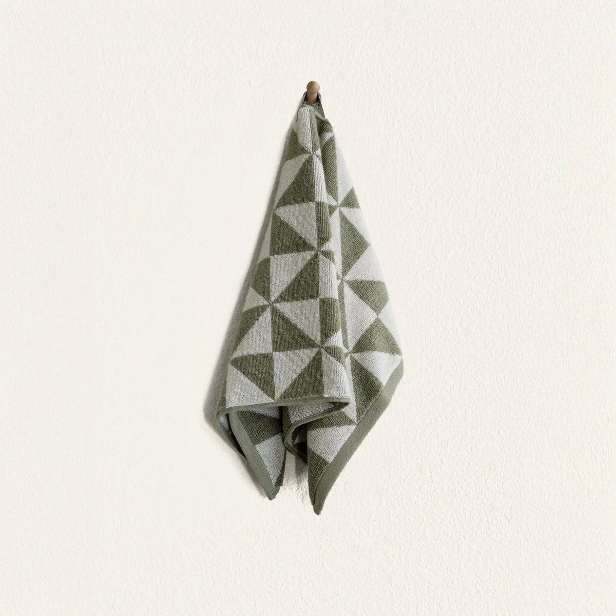 Umbra Towels Italic
