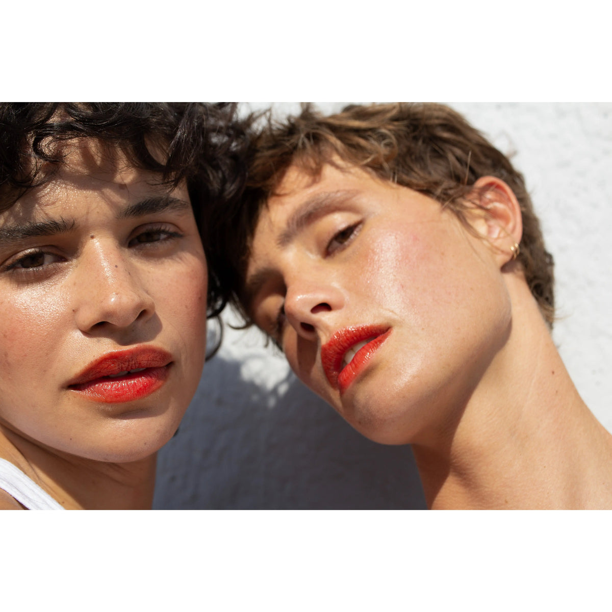 OSCILLATE - MULTI-BENE STICK // LIPS + CHEEKS NOTO Botanics
