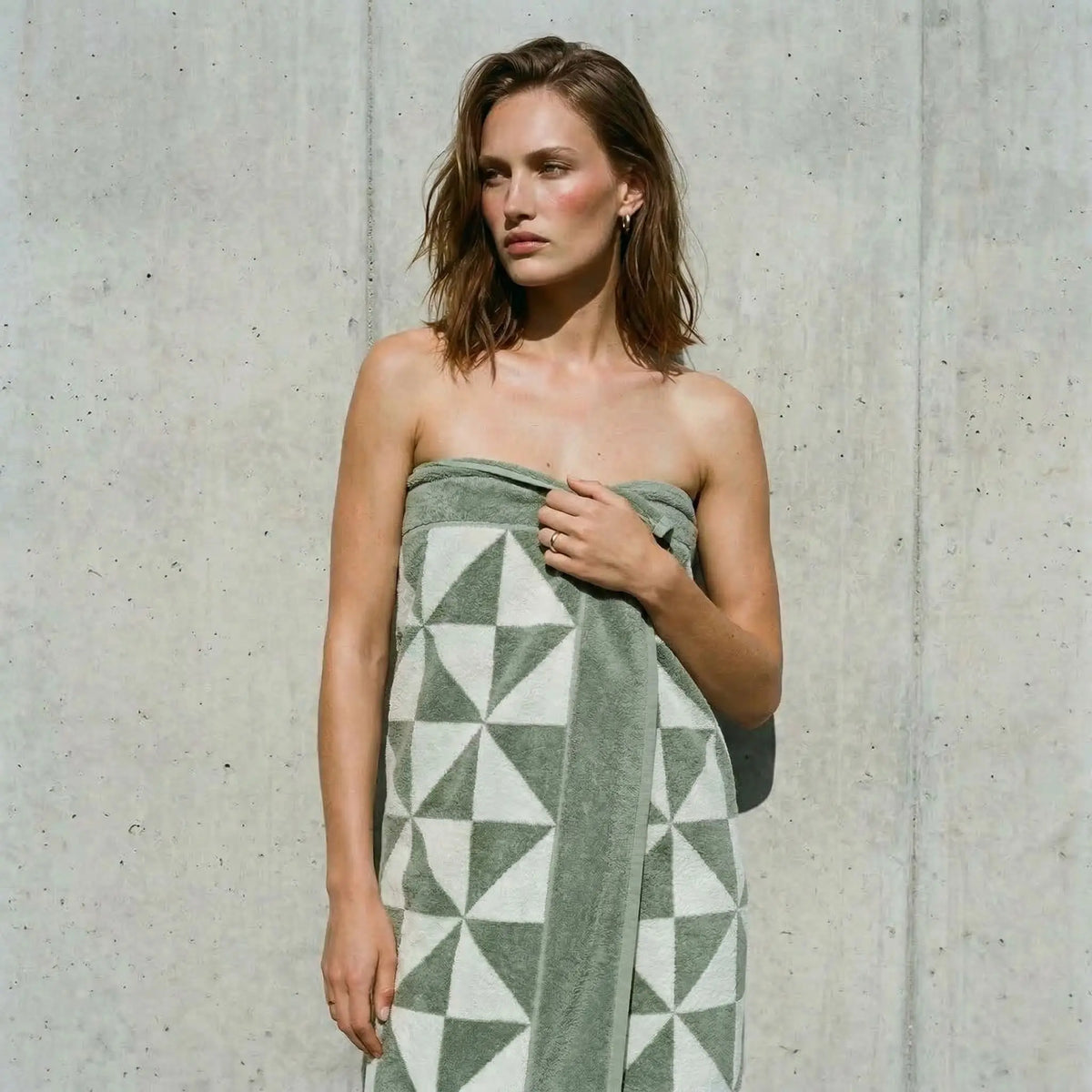 Umbra Towels Italic