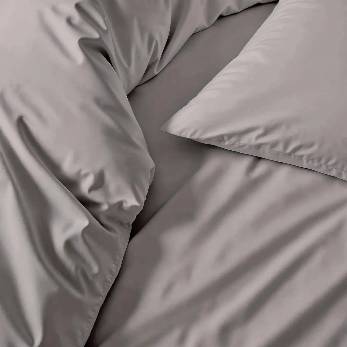 Luxe Australian Sateen Bedding Bundle Italic