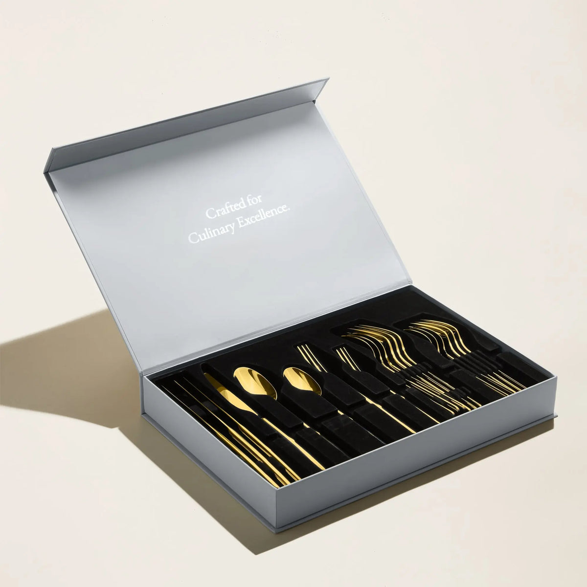 Emilia Mirror 20-Piece Flatware Set Italic