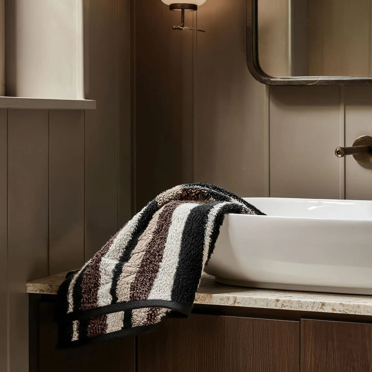 Ultraplush Australian Cotton Towels Italic