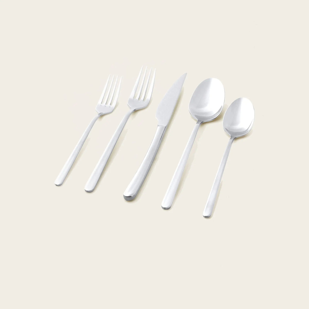 Emilia Mirror 20-Piece Flatware Set Italic
